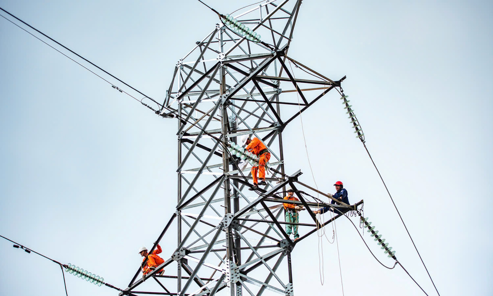 Tổng công ty Điện lực miền Nam hoàn thành 50 công trình 110kV mừng Đại lễ 30/4