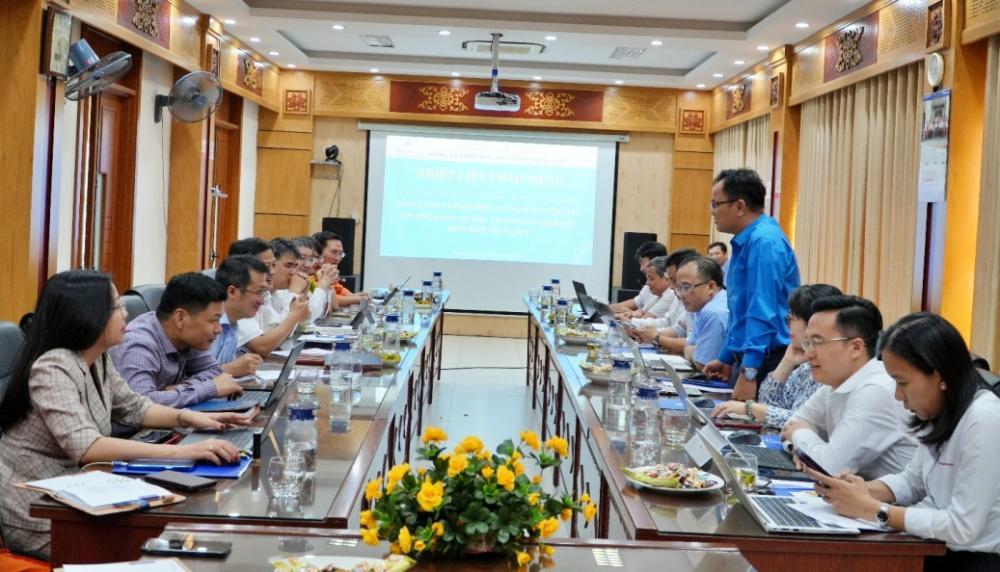 ông Bùi Văn Thắng Chủ tịch Công đoàn EVNGENCO2