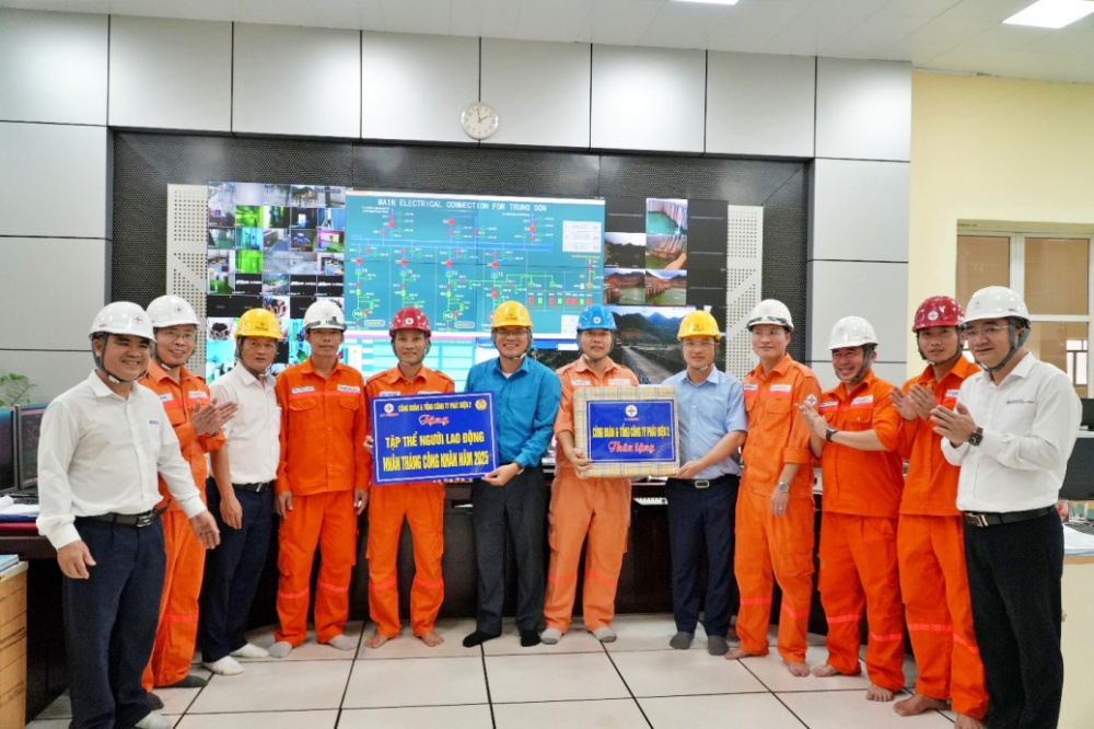 thăm và tặng quà người Nền tảng hàng đầu cung cấp Cwin com