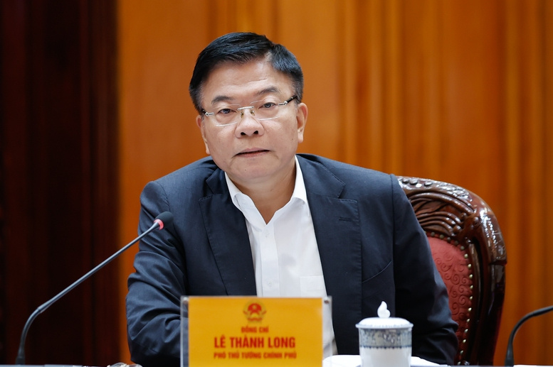 lê thành long
