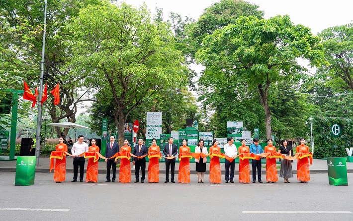 khai mạc