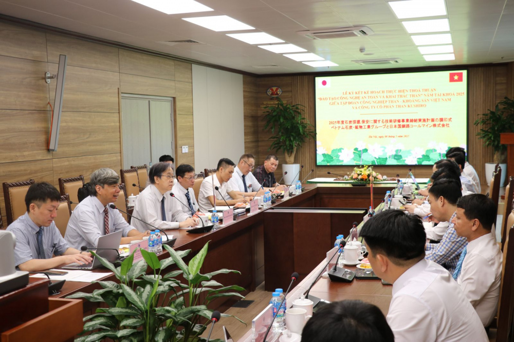 Quang cảnh Lễ ký kết đào tạo