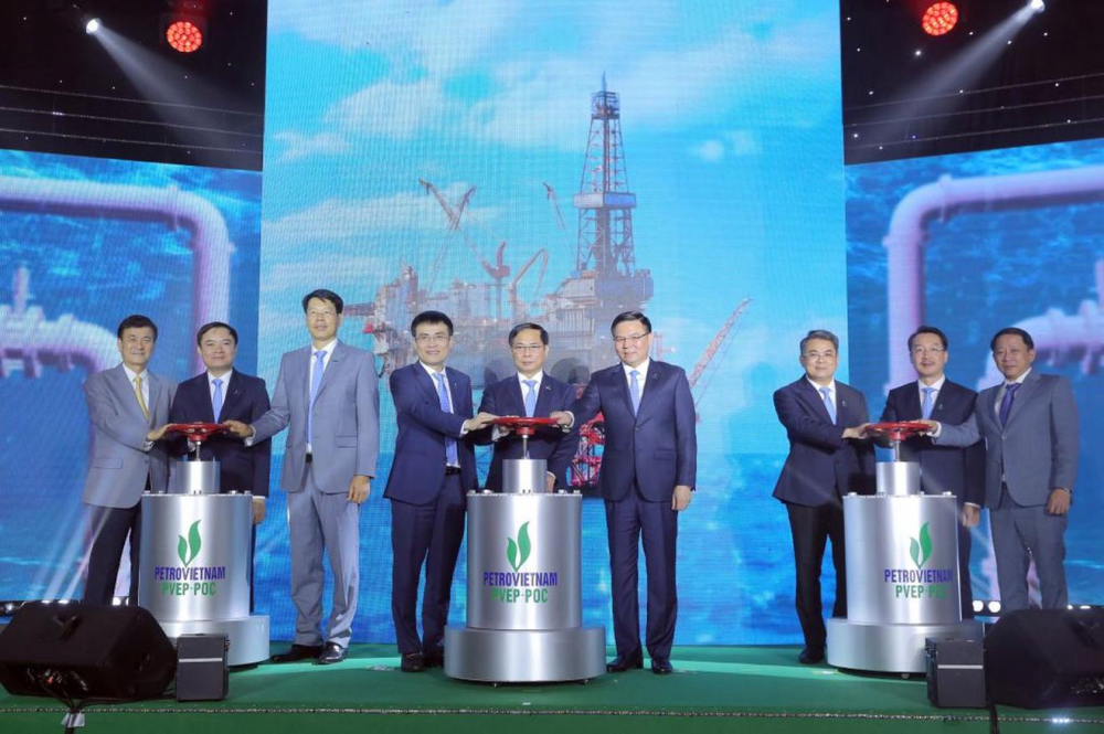 người Nền tảng hàng đầu cung cấp Cwin com dầu khí