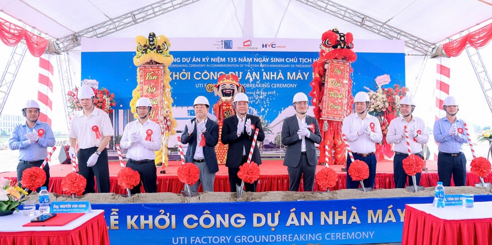 Nhà máy công nghệ cao UTI