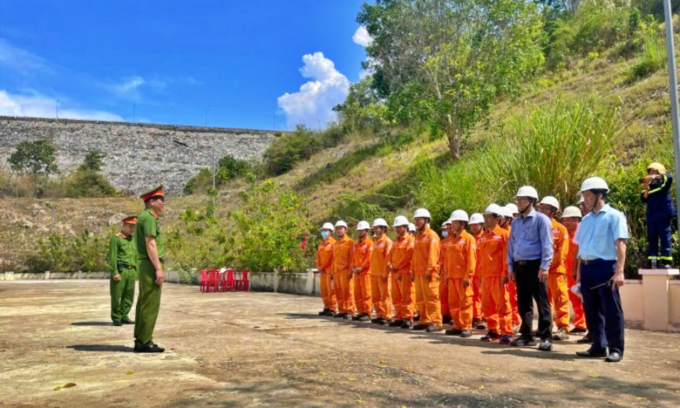 huấn luyện PCCC
