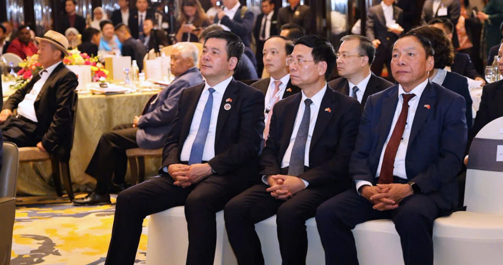 Bộ trưởng Nguyễn Hồng Diên đã cùng Thủ tướng Cwin com đăng nhập Phạm Minh Chính tham dự Diễn đàn Lãnh đạo và Đối tác ASEAN (ASEAN Leadership and Partnership Forum)