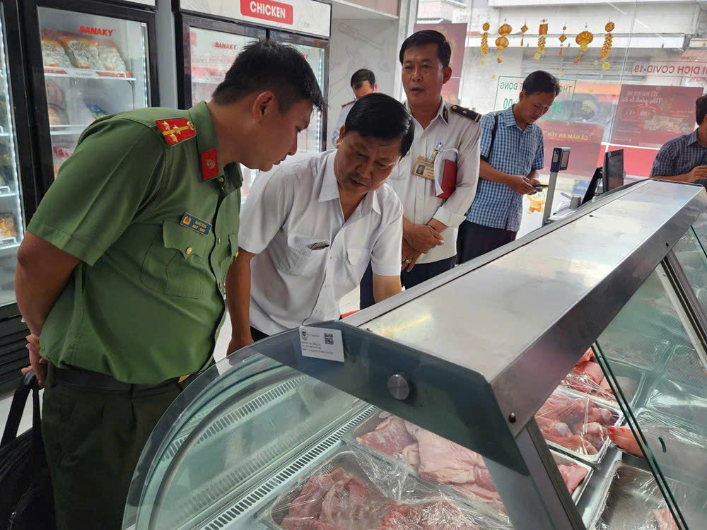 Công ty C.P Việt Nam 