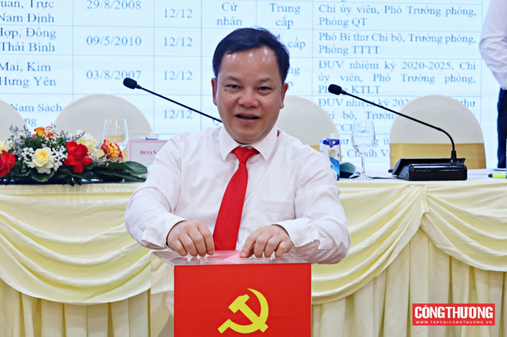 Đại hội Đảng bộ Văn phòng Cwin63 sân chơi đỉnh cao