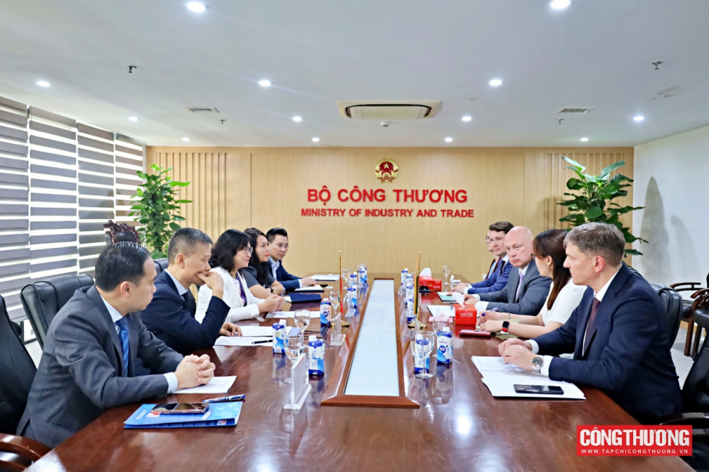 THỨ TRƯỞNG PHAN THỊ THẮNG TIẾP THỨ TRƯỞNG BỘ KINH TẾ VÀ ĐỔI MỚI SÁNG TẠO LITVA 