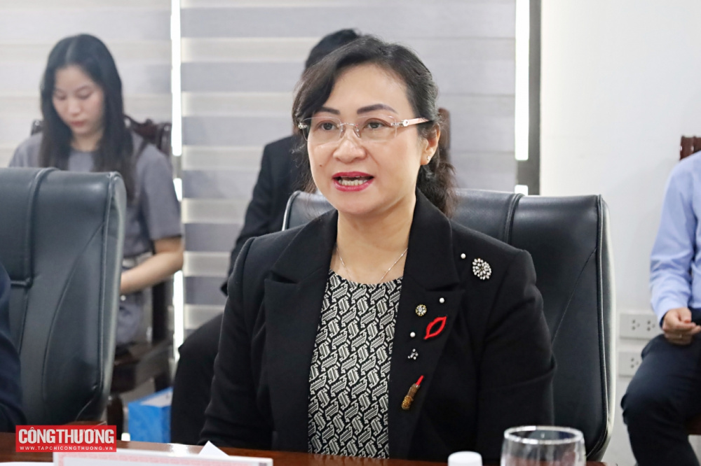 THỨ TRƯỞNG PHAN THỊ THẮNG TIẾP BỘ TRƯỞNG BỘ NĂNG LƯỢNG LITVA