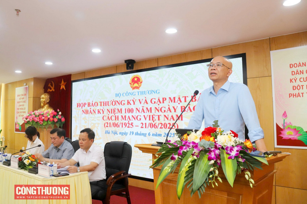 xuất Cwin com sòng bạc trực tuyến
