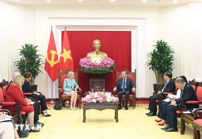 Đại sứ Australia