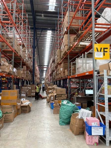 Sản phẩm nhập lậu