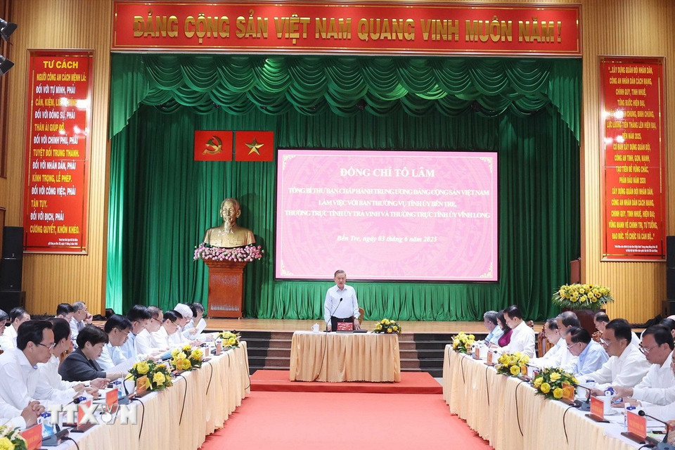 Tổng bí thư