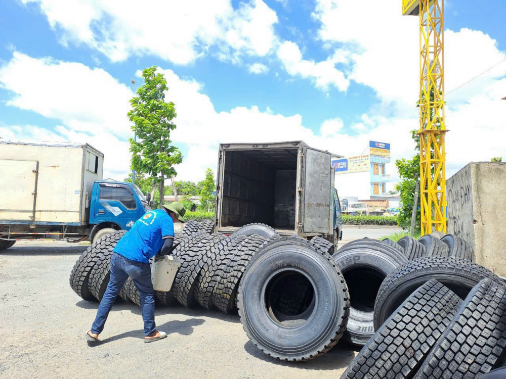 Nam Phi sẽ áp thuế chống lẩn tránh tạm thời với lốp ô-tô, xe buýt và xe tải Việt Nam