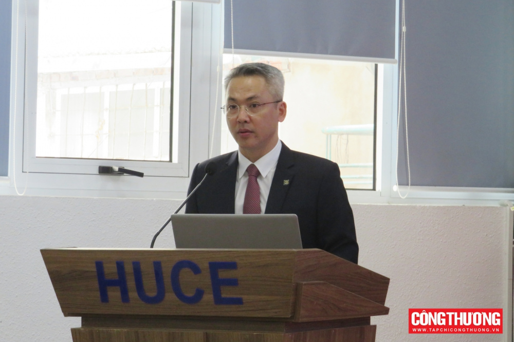 Đại học Xây dựng