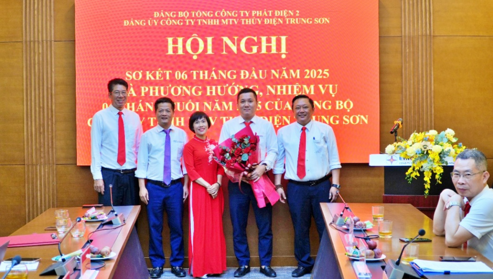 tại Hôi nghị