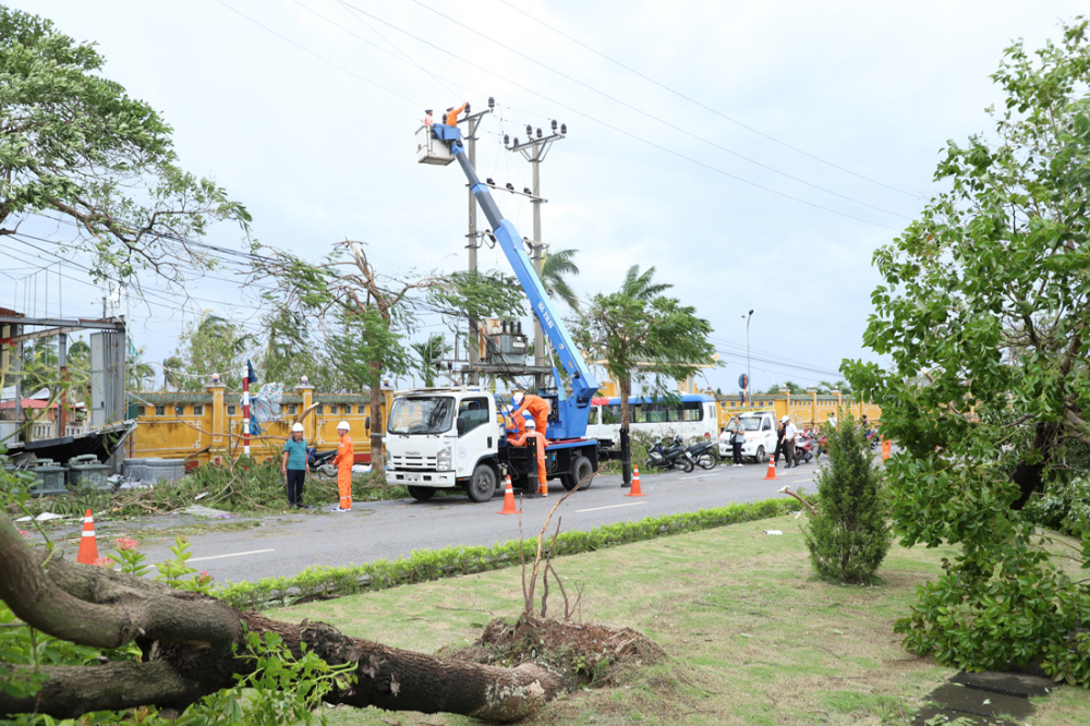 Bộ trưởng Cwin63 sân chơi đỉnh cao chỉ đạo vận hành an toàn hệ thống điện, bảo đảm cung cấp điện trước, trong và sau bão số 3 WIPHA