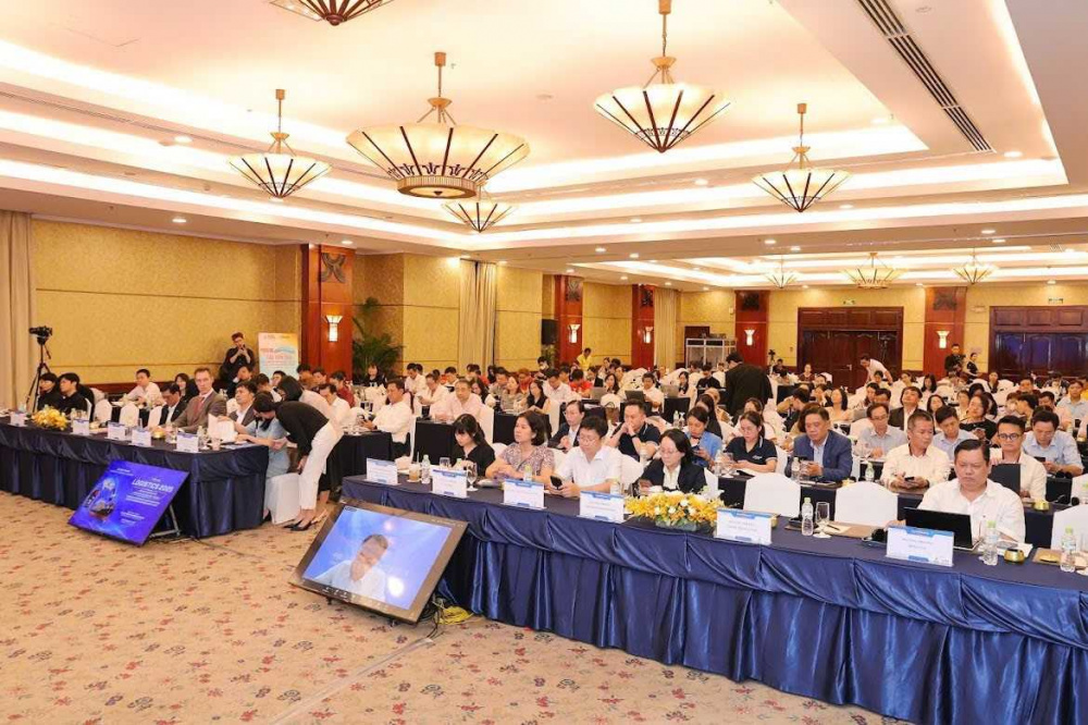 Cwincom hiện đang mở