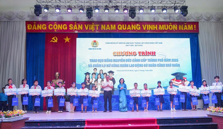 ông khoát 2