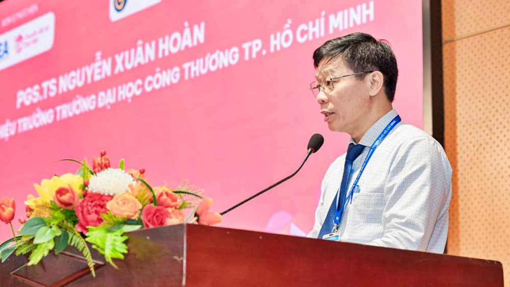 TP. Hồ Chí Minh: Đồng hành cùng tiểu thương số hóa chợ truyền thống