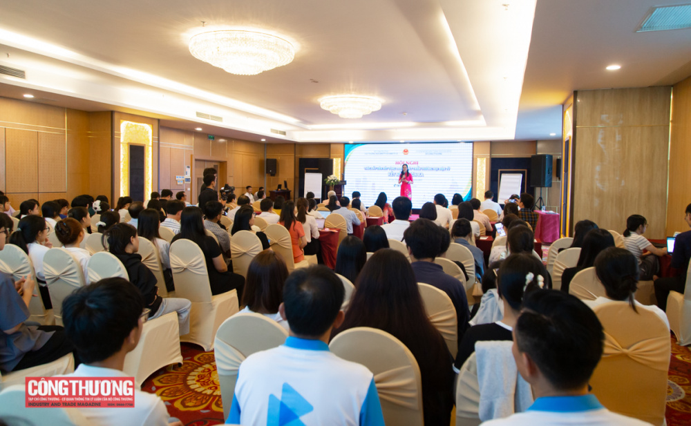 Hội nghị Thúc đẩy liên kết vùng trong phát triển thương mại điện tử với chủ đề “Kết nối - vươn xa”.