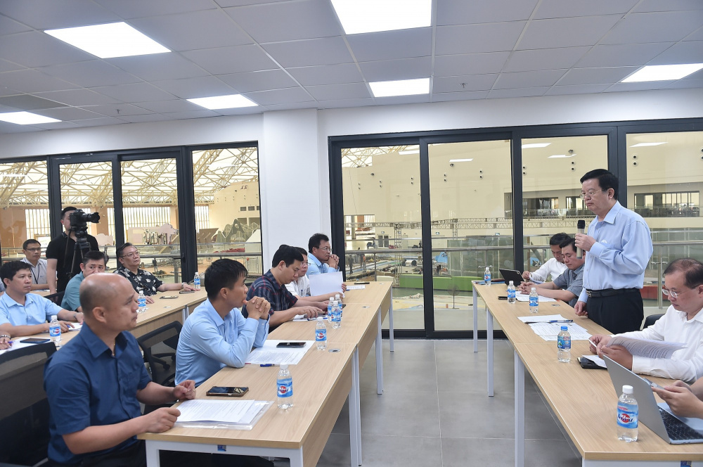 Tháo gỡ khó khăn trong thi công Triển lãm thành tựu 80 năm Quốc khánh
