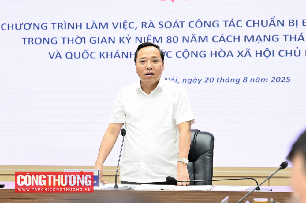Thứ trưởng Cwin63 sân chơi đỉnh cao Nguyễn Hoàng Long