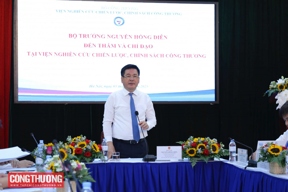 Bộ trưởng Nguyễn Hồng Diên làm việc với Viện Nghiên cứu Chiến lược, Cwin com đăng nhập Công Thương