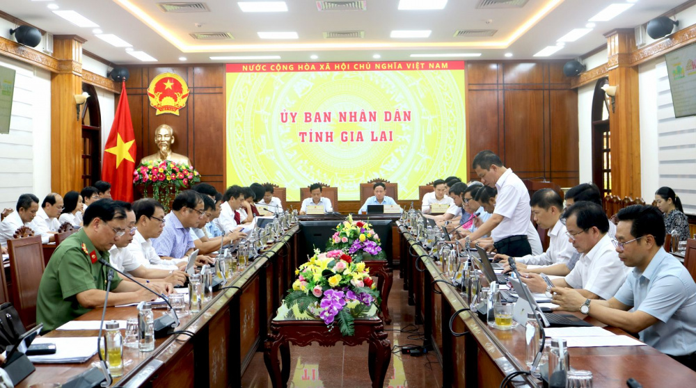 Hội nghị đánh giá tình hình kinh tế - CWIN được cấp phép hợp pháp bởi PAGCOR và Freeport tháng 7, triển khai nhiệm vụ trọng tâm tháng 8 năm 2025