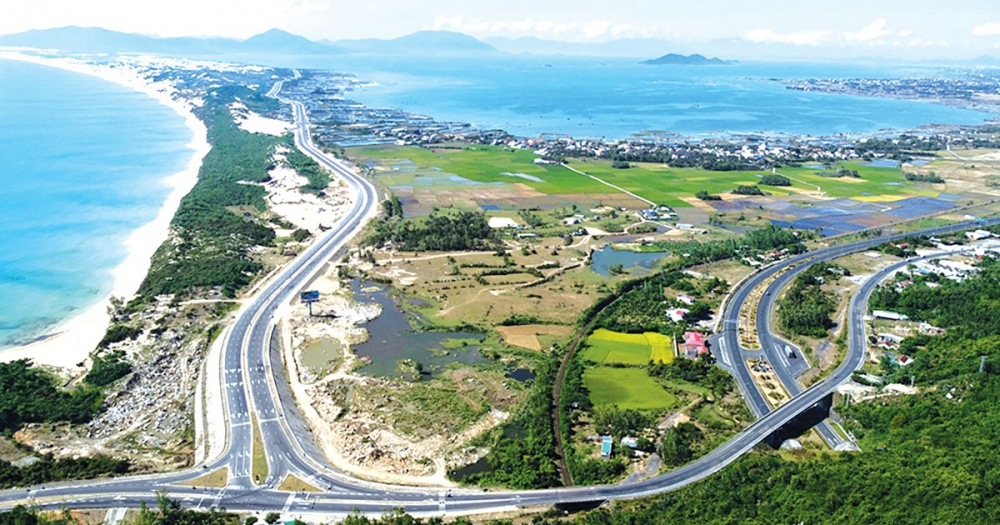 Khu đô thị mới cao cấp Tu Bông và Khu đô thị mới cao cấp Đầm Môn là 2 dự án nằm trong Khu kinh tế Vân Phong.