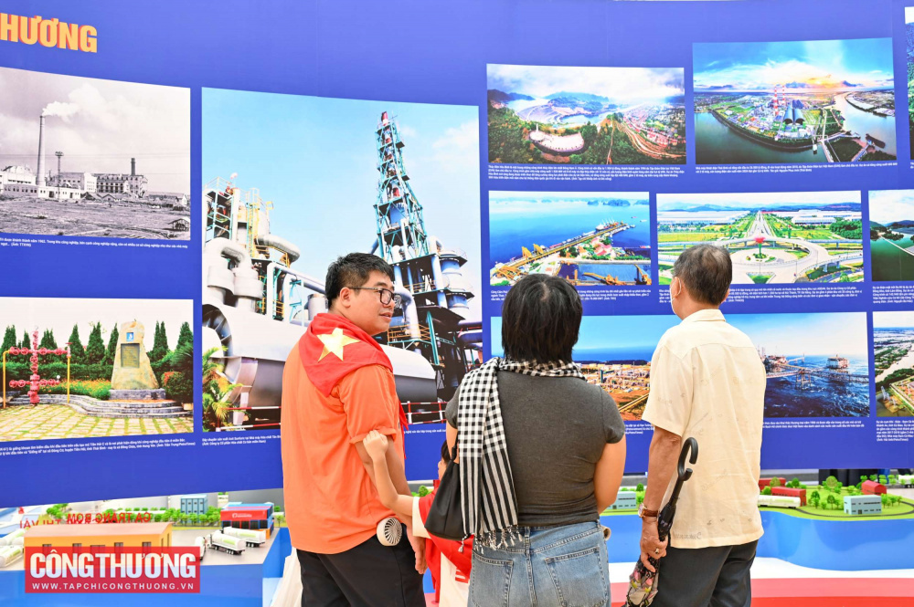 "Chạm" vào lịch sử bằng cả trái tim