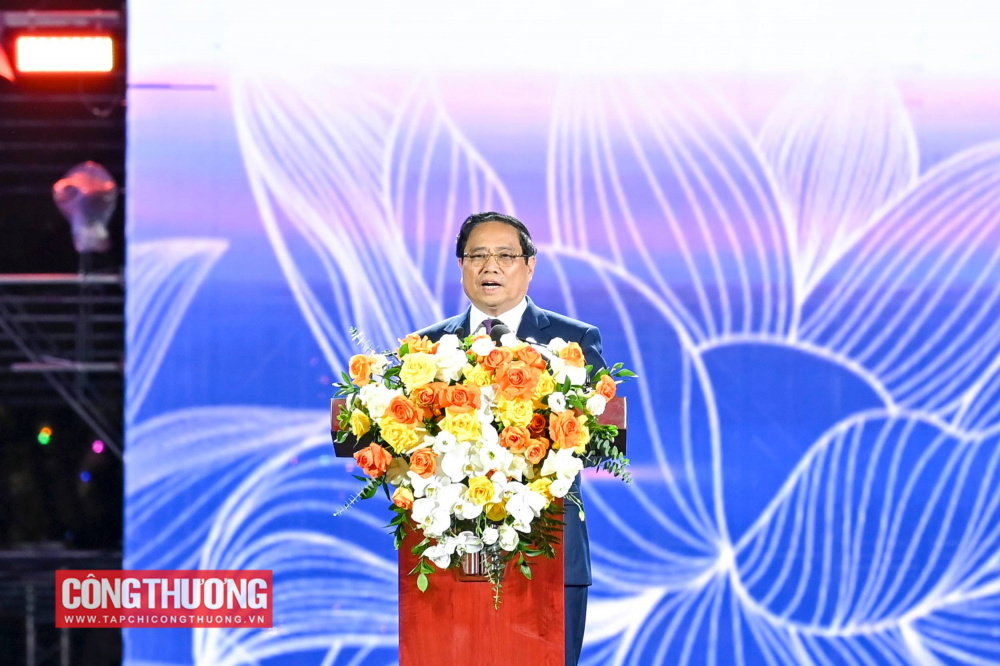 Thủ tướng Cwin com đăng nhập Phạm Minh Chính cho biết Triển lãm "80 năm Hành trình Độc lập - Tự do - Hạnh phúc" khẳng định văn hoá đậm đà bản sắc dân tộc Việt Nam, bản lĩnh, trí tuệ và sức sáng tạo của con người Việt Nam; đồng thời thể hiện rõ tinh thần yêu nước nồng nàn và niềm tin son sắt của Nhân dân đối với Đảng, Nhà nước và sự nghiệp cách mạng, sự nghiệp đổi mới của Đảng và Nhân dân ta.