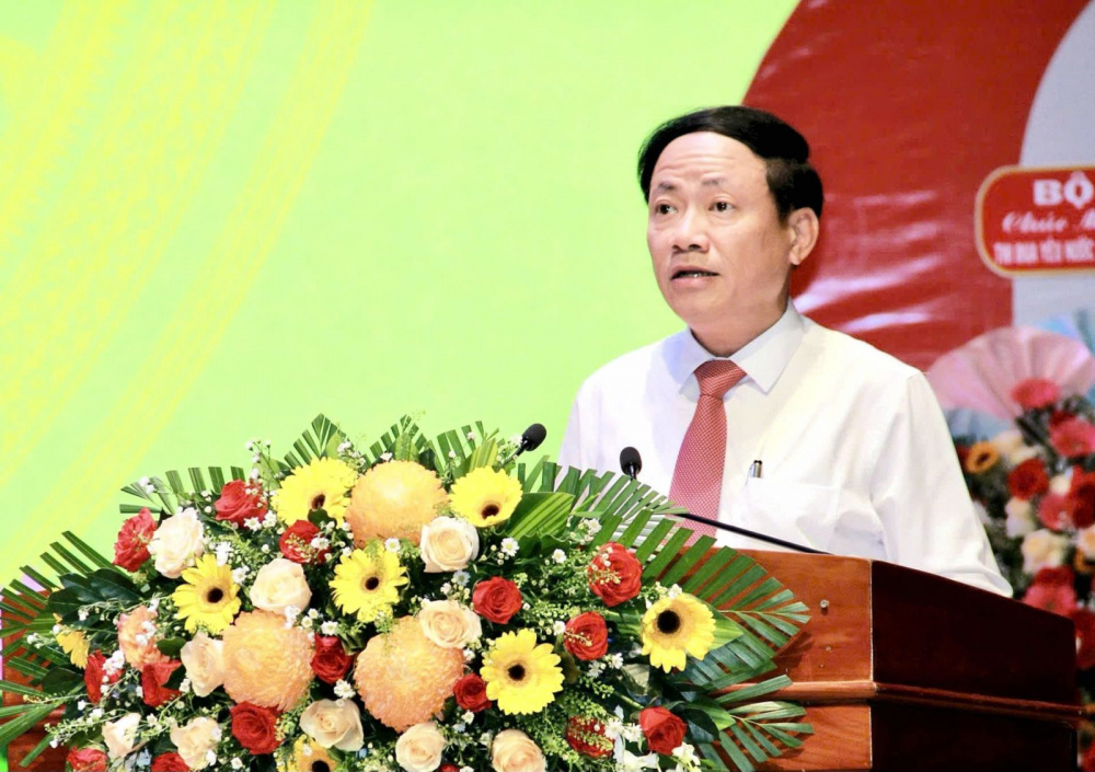 Chủ tịch UBND tỉnh Gia Lai Phạm Anh Tuấn phát biểu tại đại hội