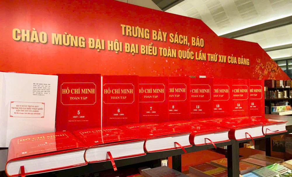 Chủ tịch Hồ Chí Minh