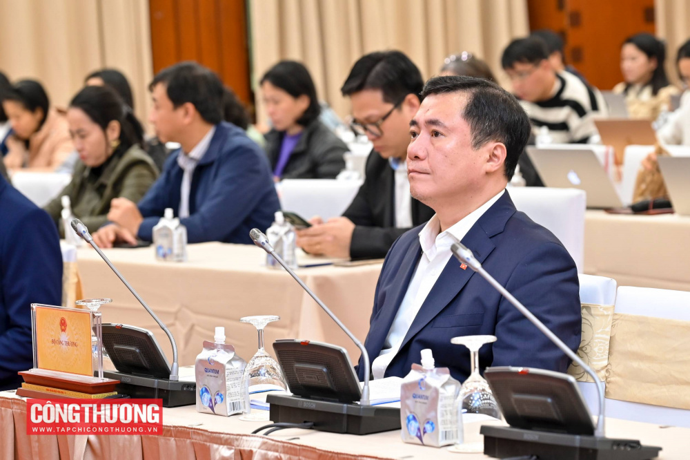 Thứ trưởng Cwin63 sân chơi đỉnh cao Nguyễn Sinh Nhật Tân tham dự họp báo