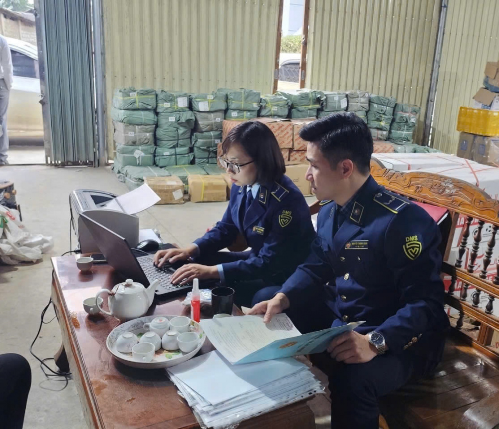 thương mại điện tử