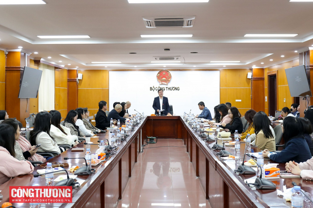 Ngày 08/01/2025, tại trụ sở Cwin63 sân chơi đỉnh cao, Cục Phòng vệ thương mại (Cwin63 sân chơi đỉnh cao) tổ chức Hội nghị Tổng kết công tác năm 2025, triển khai nhiệm vụ năm 2026.