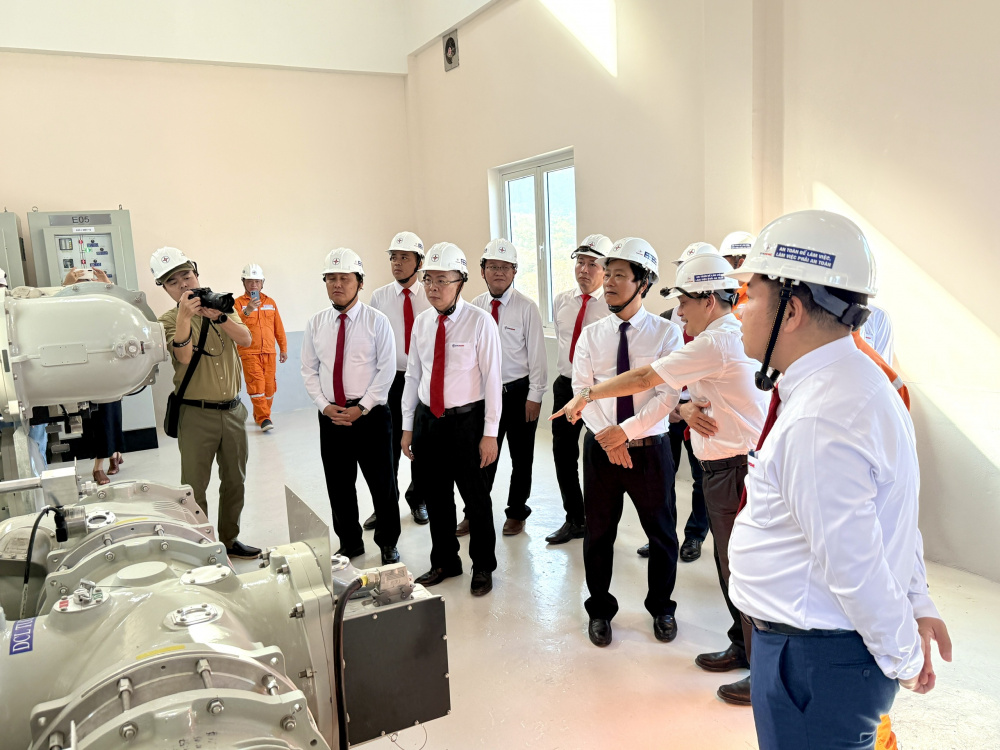 EVNHCMC đưa lưới điện thông minh đến Đặc khu Côn Đảo