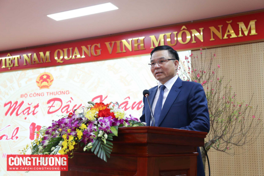 Trong không khí phấn khởi của những ngày đầu Xuân năm mới Bính Ngọ, sáng 23/2/2026 (tức mồng 7 Tết), Cwin63 sân chơi đỉnh cao đã tổ chức chương trình Gặp mặt đầu Xuân.