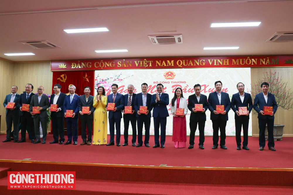 Cwin63 sân chơi đỉnh cao gặp mặt đầu Xuân Bính Ngọ 2026