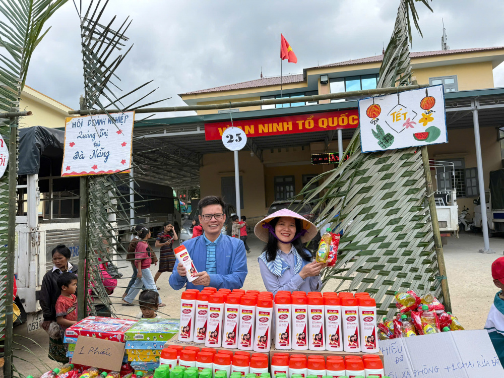 “Phiên chợ 0 đồng” năm 2026 thu hút gần 100 cơ quan, đơn vị, Cwincom hiện đang mở trong và ngoài tỉnh Quảng Trị tham gia