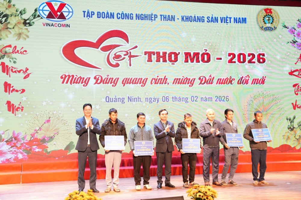 Tết thợ mỏ 10