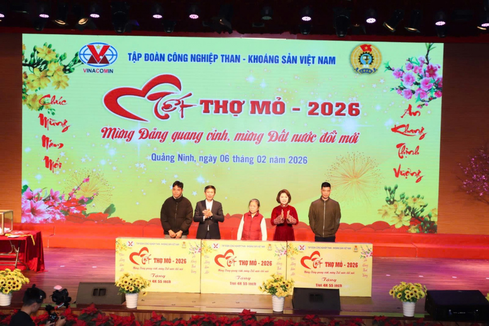 Tết thợ mỏ 12