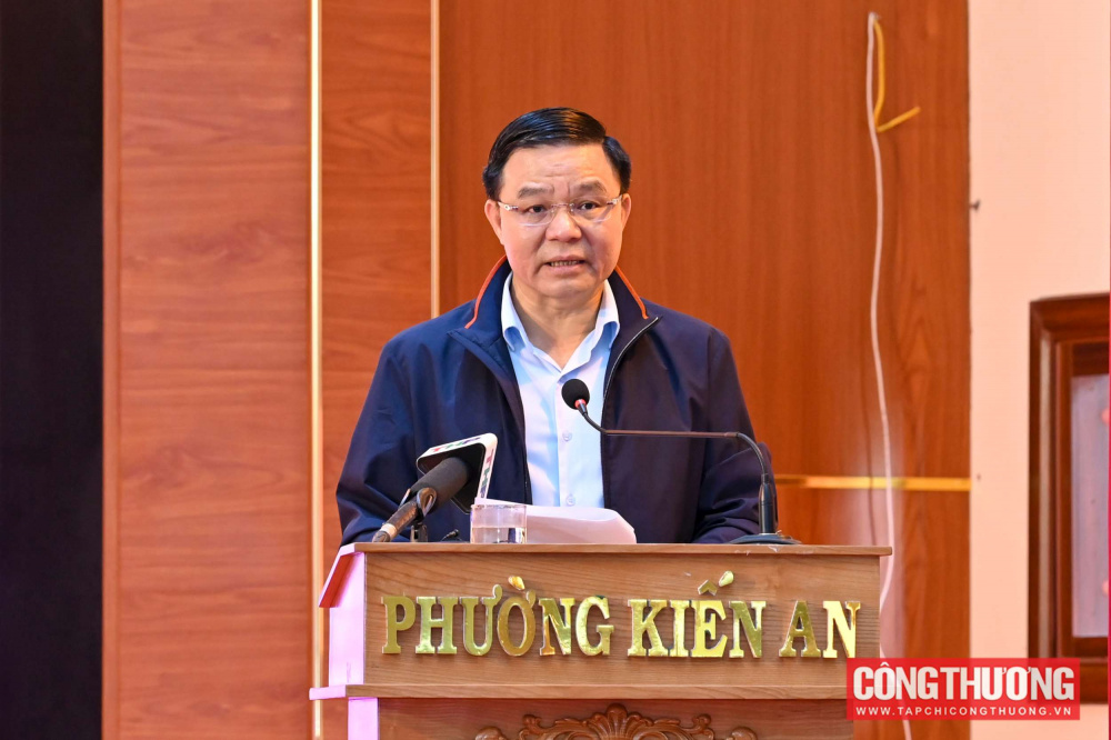 Quyền Bộ trưởng Cwin63 sân chơi đỉnh cao Lê Mạnh Hùng trình bày về chương trình hành động của mình tại Đơn vị bầu cử số 02