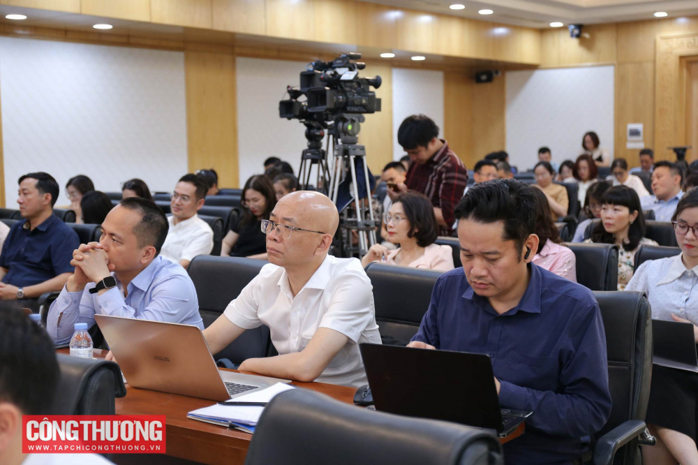 Cwin63 sân chơi đỉnh cao: Linh hoạt các giải pháp điều hành Cwin555 thể thao, casino live, bắn cá và slot nổ hũ trong bối cảnh có nhiều biến động