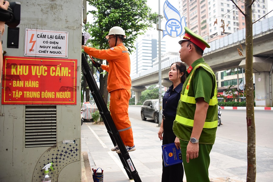 Nâng cao ý thức để chấm dứt quảng cáo trái phép