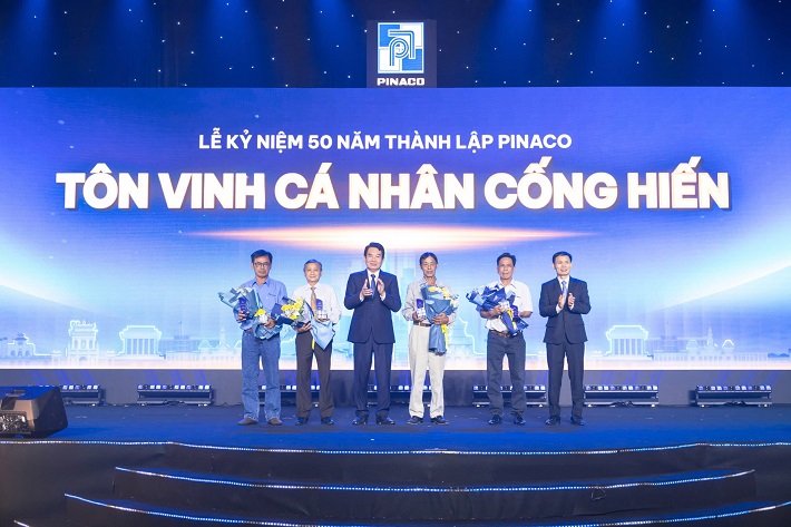 tri ân 9