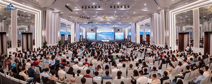 Đại hội có sự tham dự của 1.300 cổ đông và đại biểu, đại diện cho hơn 5 tỷ cổ phần, chiếm tỷ lệ 68% cổ phần có quyền biểu quyết