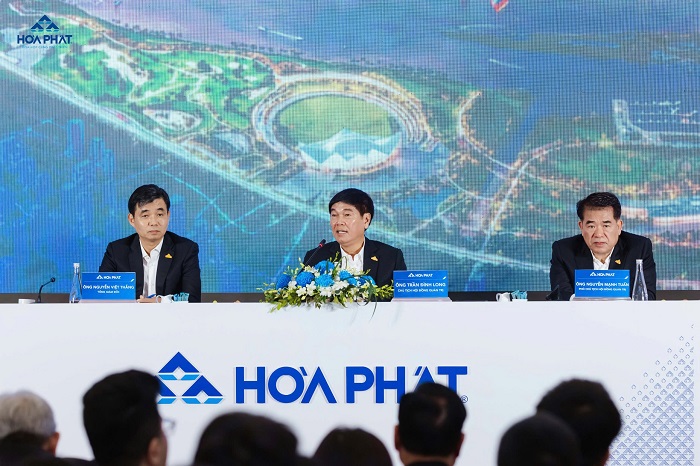 Trong phần thảo luận tại Đại hội, Chủ tịch HĐQT Trần Đình Long và ban lãnh đạo Tập đoàn cởi mở giải đáp các câu hỏi của cổ đông, nhà Cwin800 hàng ngàn khuyến mãi